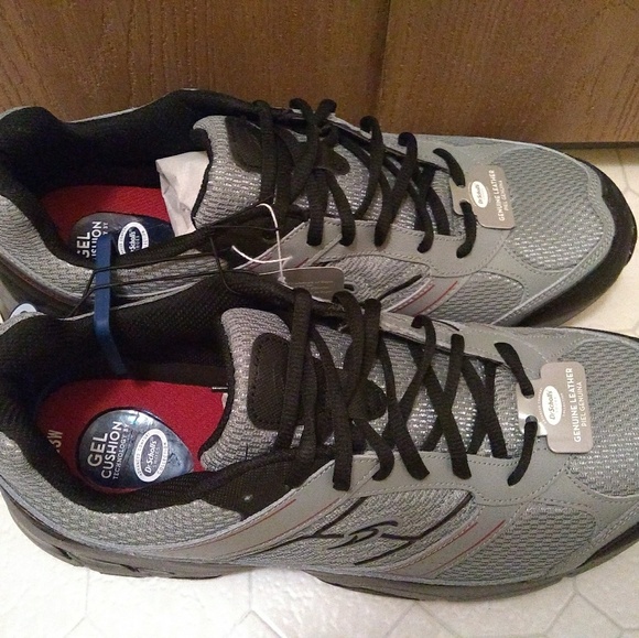 dr scholl's all terrain shoes